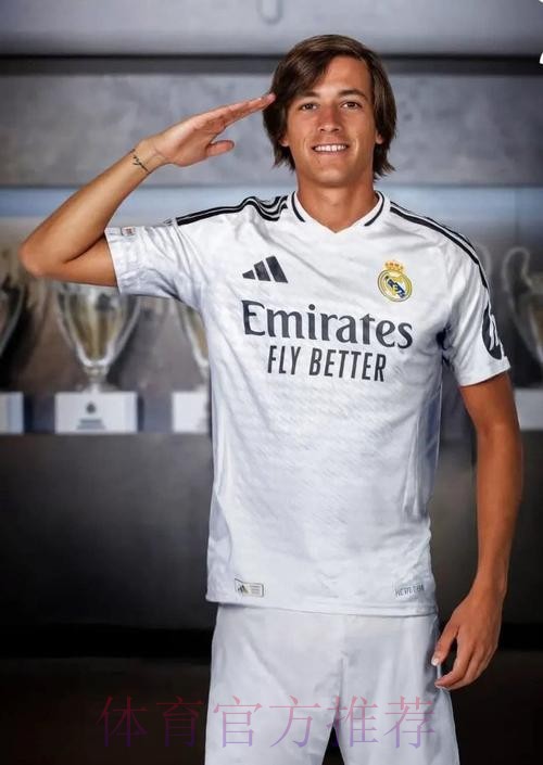 阿尔瓦罗:皇马是我的挚爱 能出场我感到非常幸福 阿尔瓦罗:皇马是我的挚爱 能出场我感到非常幸福